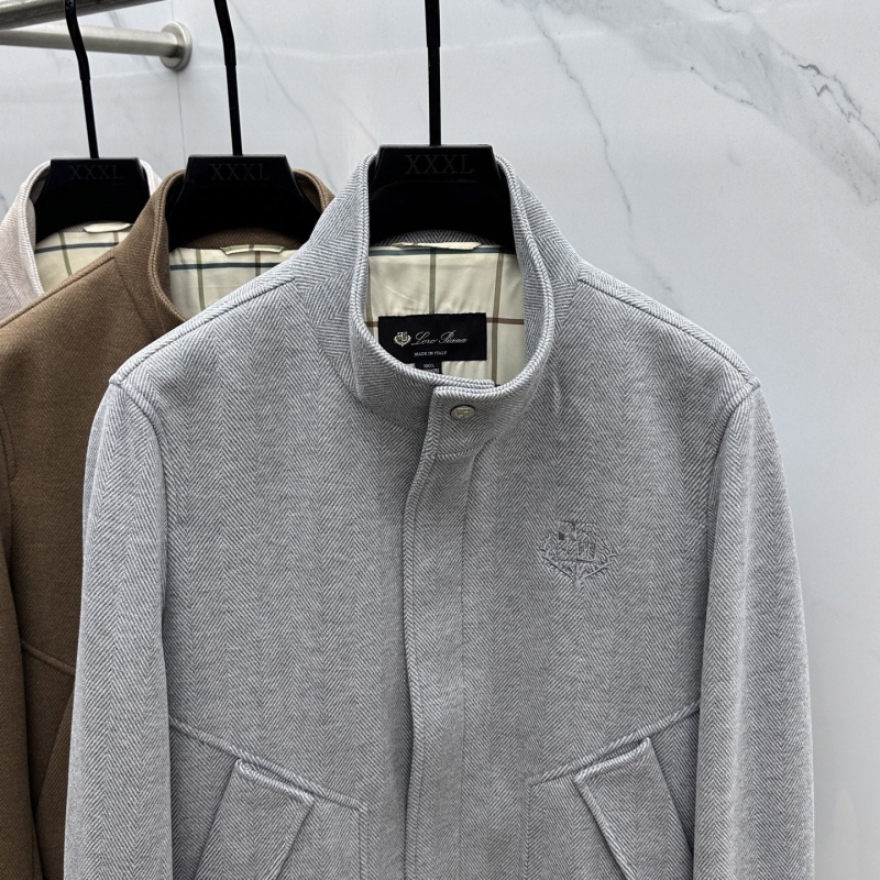 L0r0 P1ana outwear